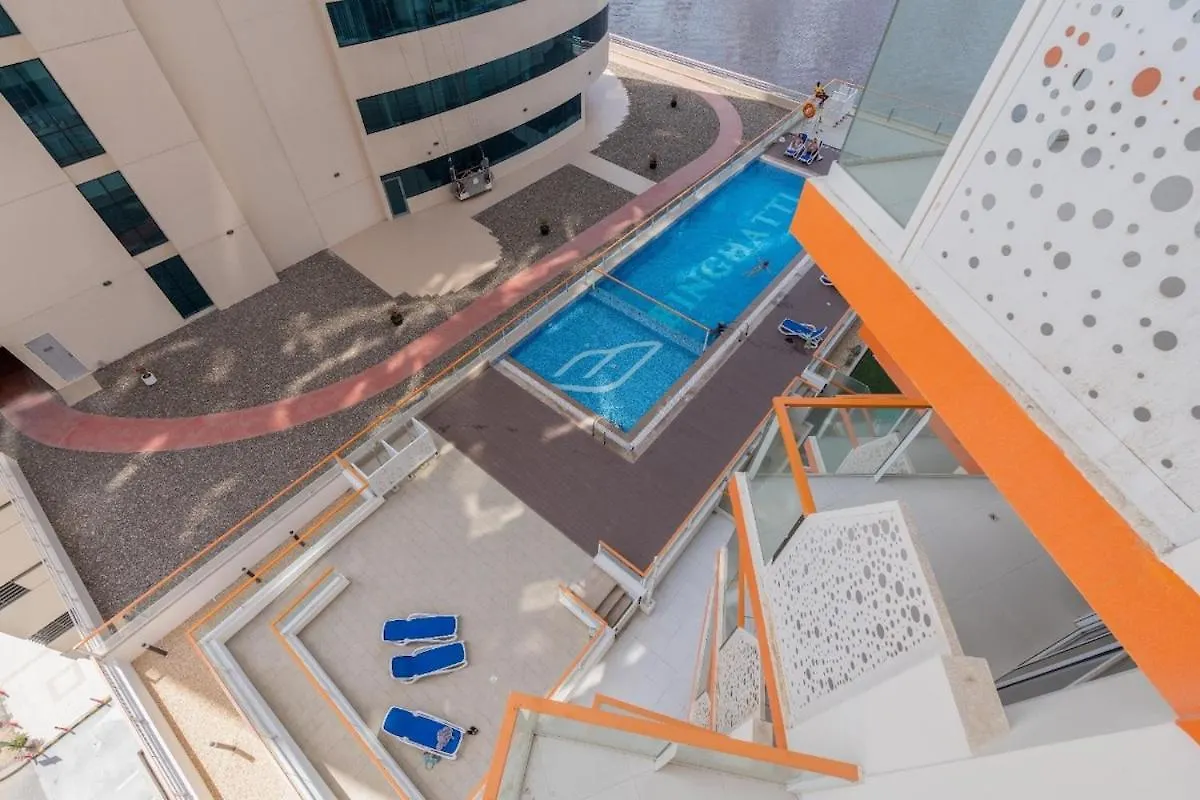 2 Bedroom Only 10 Mins From Burj Khalifa Ντουμπάι 0*,